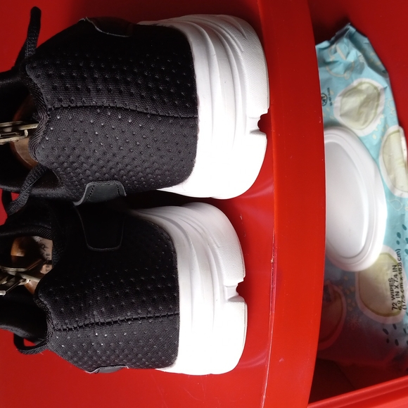 🔸- size 6.5 Fila Ladies Trazoros Energized 2 - BNIB - Picture 6 of 9